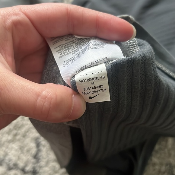 Nike Dri-Fit Quarter Zip - Grey Size M - Picture 6 of 6